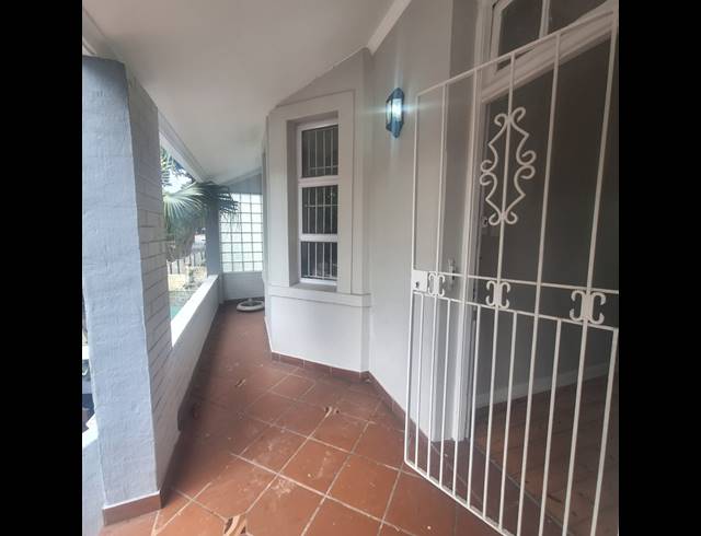 2 BEDROOM HOUSE TO LET IN ESSENWOOD